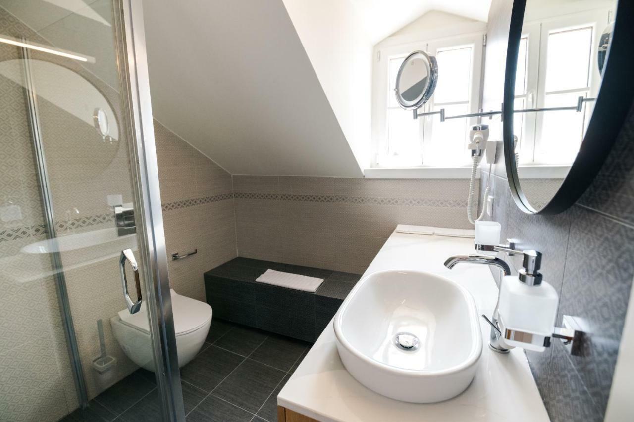 La Villa Boutique Hotel Budva Ngoại thất bức ảnh