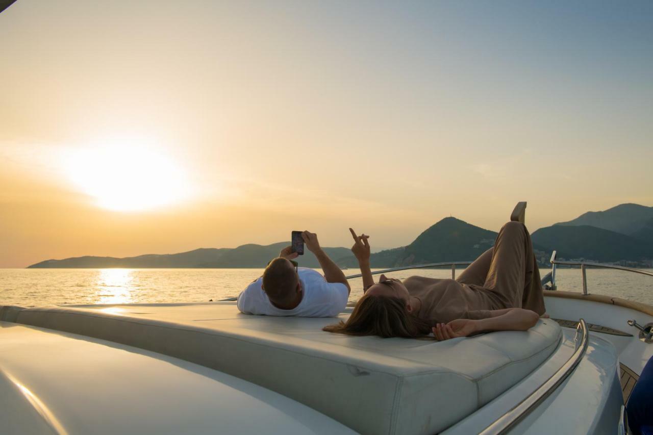 La Villa Boutique Hotel Budva Ngoại thất bức ảnh